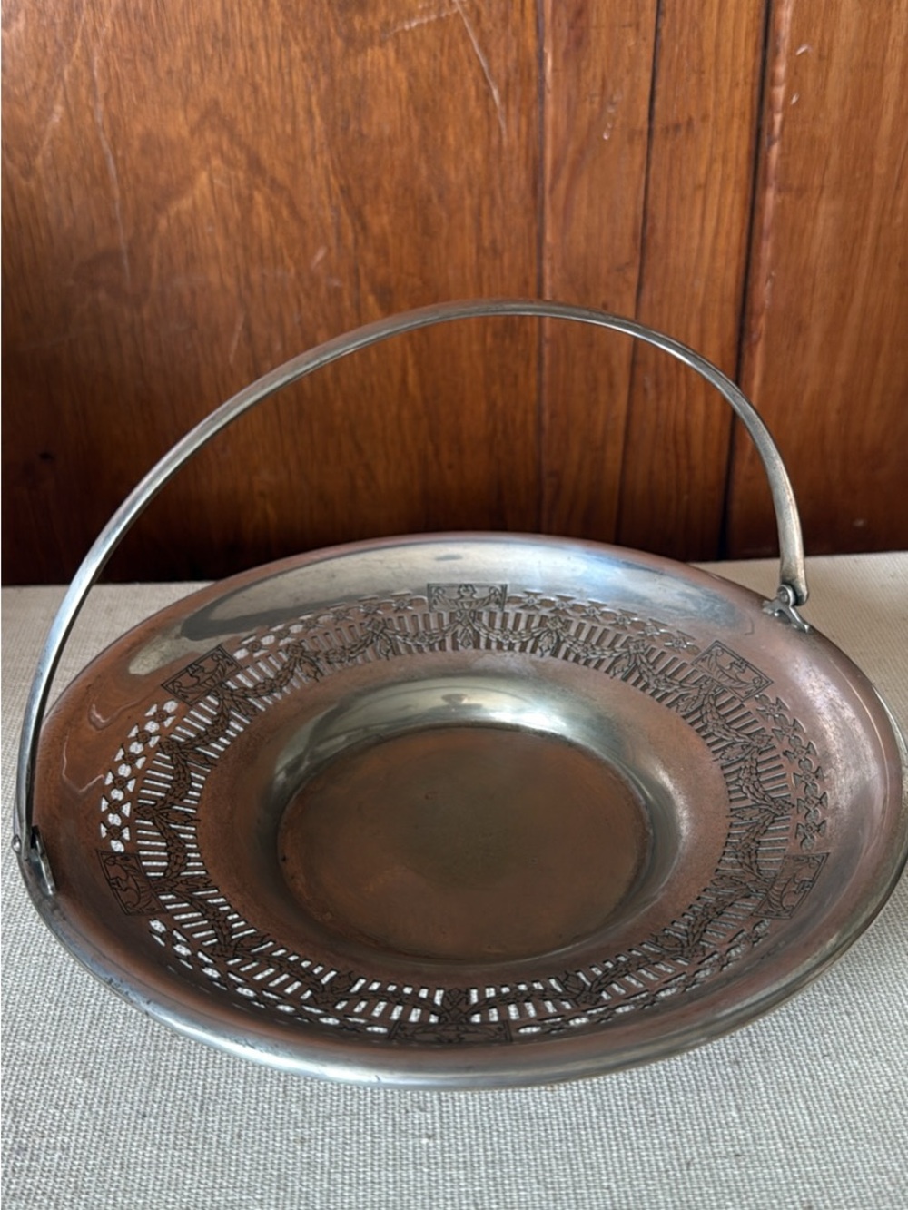 Vintage Silver-Tone Plated Etched Metal Basket Dish, Floral Laurel Design